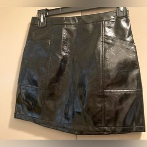 Brand New “Art Class” Black Vinyl Mini Skirt Women’s Size 10/12 Petite